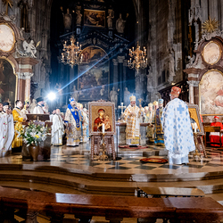 byzantinisches Pontifikalamt Stephansdom / Erzdiözese Wien/ Schönlaub byzantinisches Pontifikalamt Stephansdom